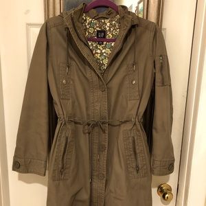 Gap women trench